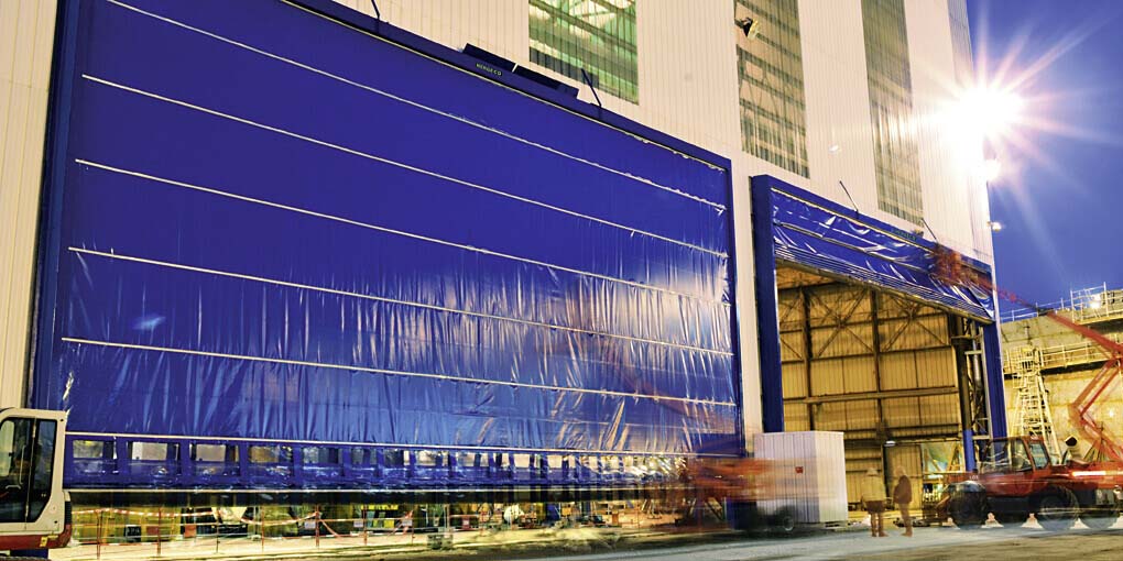 Судостроительный завод: NERGECO T ENDURO 2 ворота, предназначенные для сильных ветровых нагрузок.